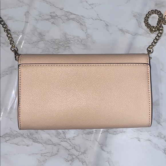 EXPRESS crossbody clutch/cross body - Picture 3 of 8